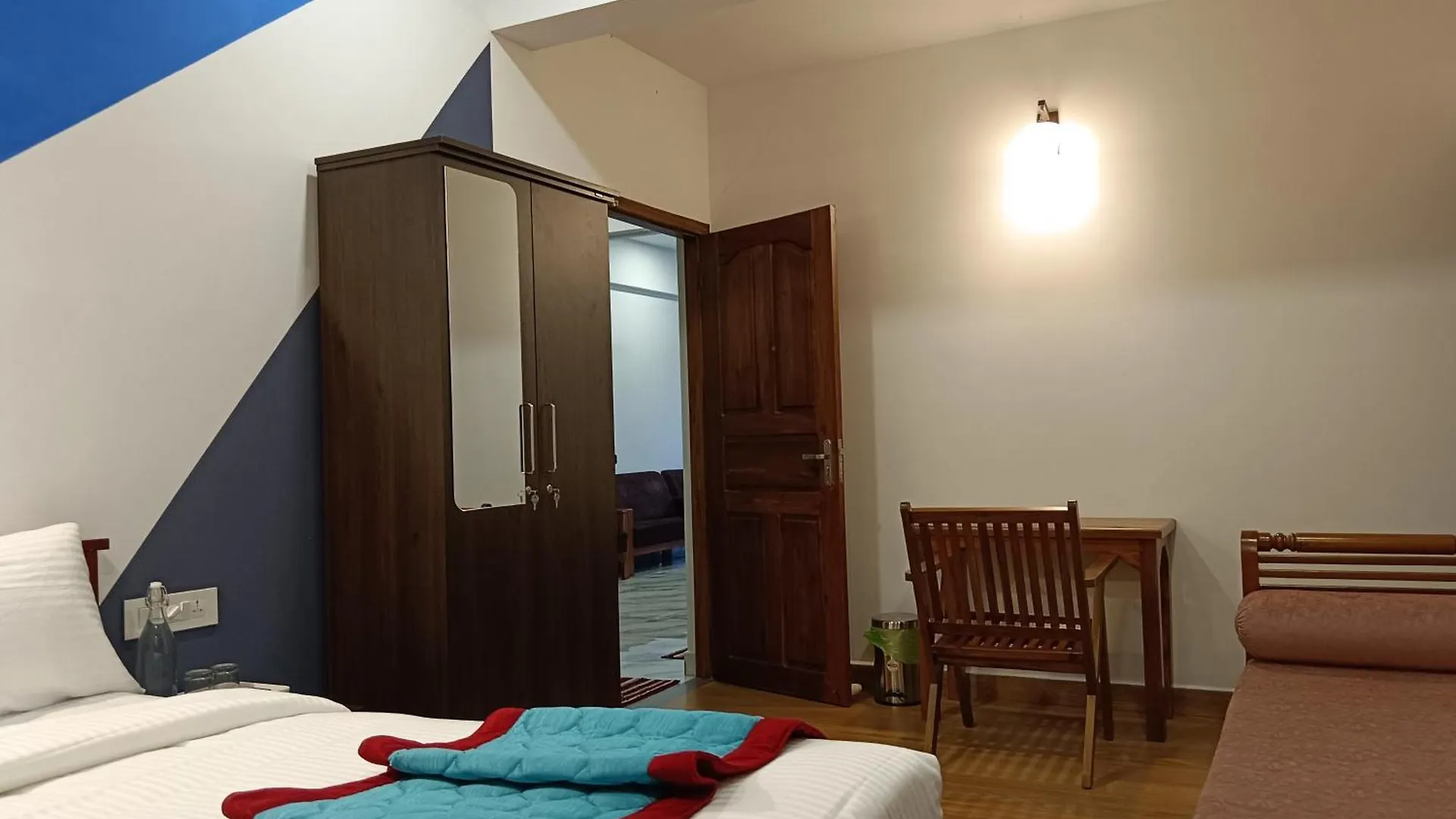Δωμάτια σε οικογενειακή κατοικία Tea Elanza Διαμέρισμα Devikolam