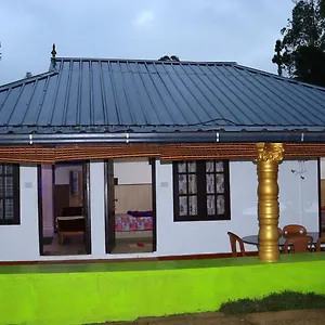 Villa Navaneeth Homestay, Devikolam
